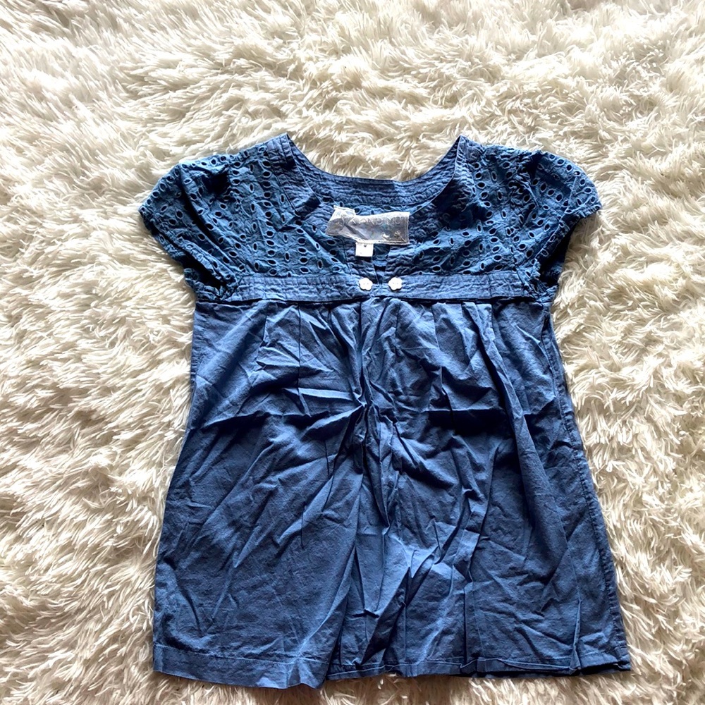Women top. Good for summer. Size M
